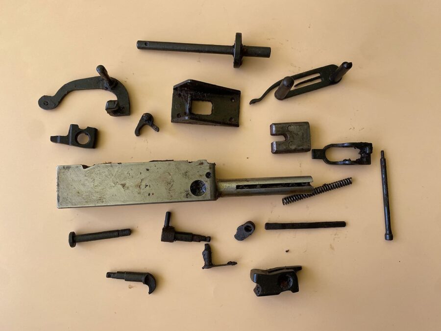 BOLT THOMPSON M1 and parts of the lower group